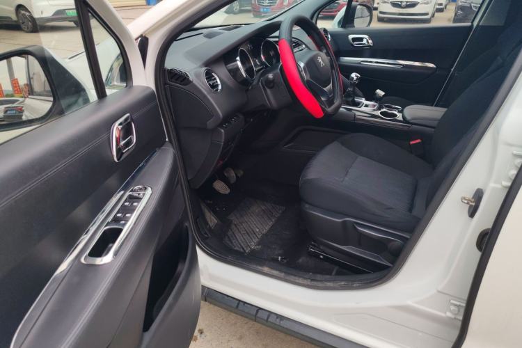 Used Peugeot 3008 2015 2.0L Manual Classic Edition Driver Seat