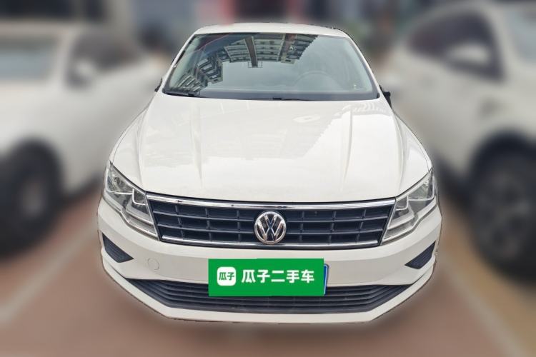 Used Volkswagen Jetta 2017 1.4L Manual Fashion Edition
