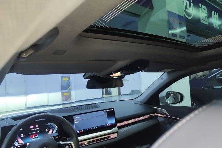 Used BMW 5 Series 2024 530Li Luxury Edition M Sport Package Headliner