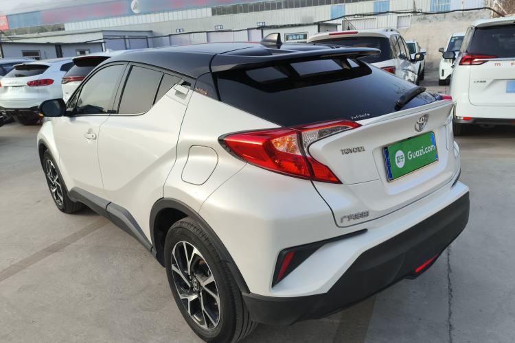 Used Toyota C-HR 2018 2.0L Leading Edition China V-standard
