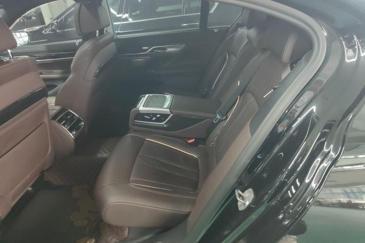 Used BMW 7 Series 2021 730Li M Sport Package Left Rear Seat