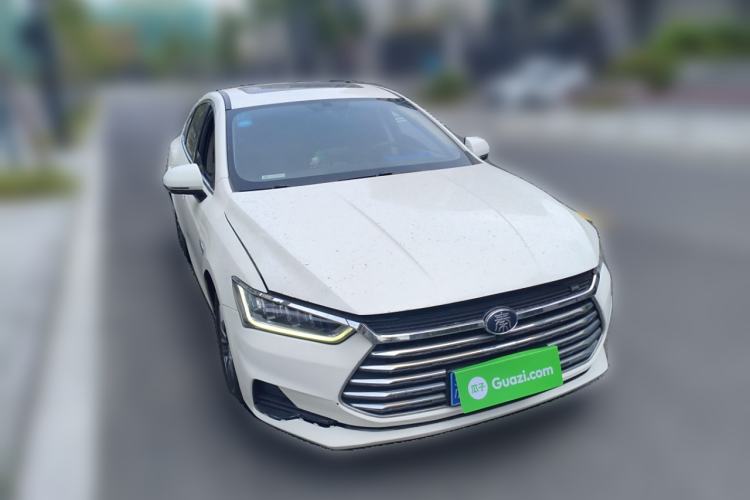 Used BYD Qin Pro 2019 Super Edition 1.5TI Automatic Smart Connect FENGSHANG Model China VI Standard