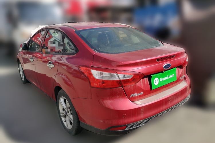 Used Ford Focus 2012 Sedan 1.6L Manual Fashion Edition
