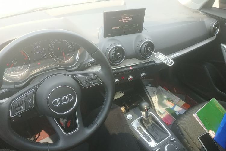 Used Audi Q2L 2021 35 TFSI Progressive Dynamic Edition Center Console