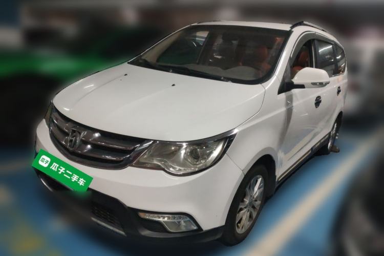 Used Baojun 730 2014 1.5L manual Comfort ESP version 7 seats
