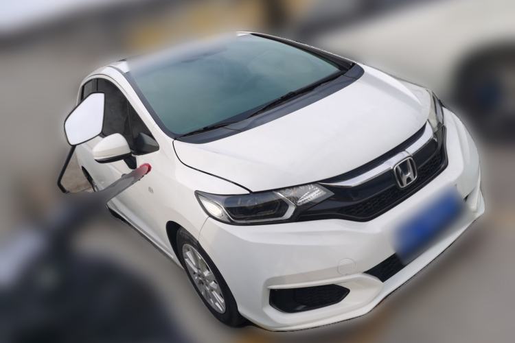 Used Honda Fit 2018 1.5L CVT Comfort Sunroof Version Front Right 45 Deg