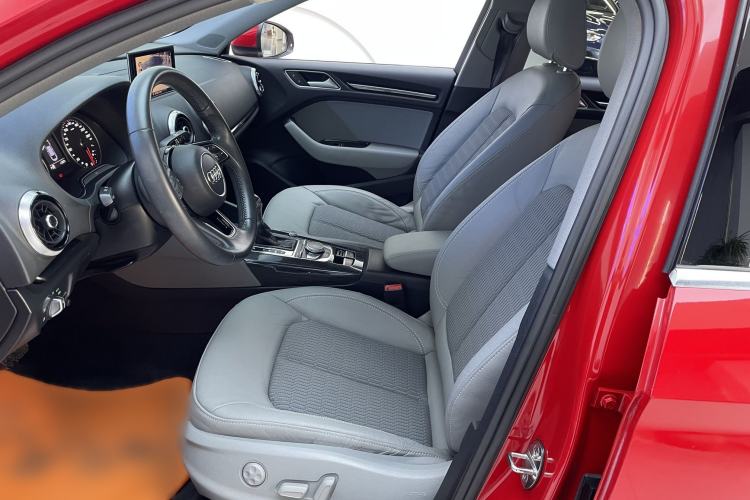 Used Audi A3 2019 Limousine 35 TFSI Fashion Edition China V standard
