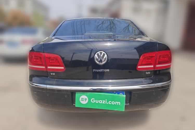 Used Volkswagen Phaeton 2011 3.6L V6 5-Seater Extended Comfort Version
