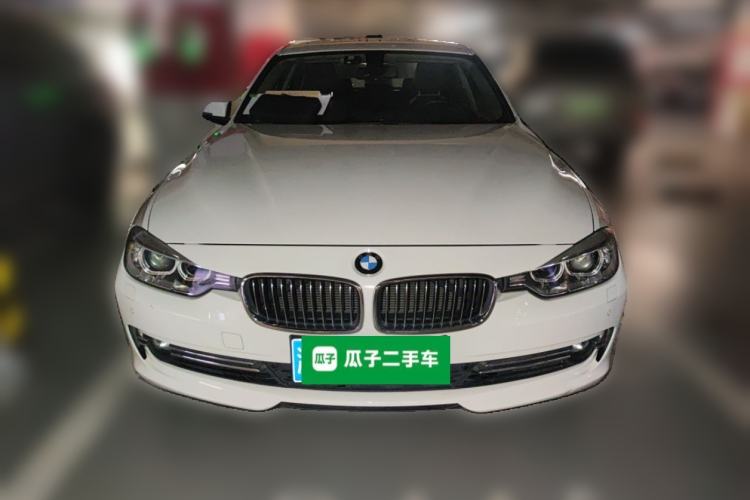 Used BMW 3 Series 2013 Facelifted 320Li Luxury Design Package
