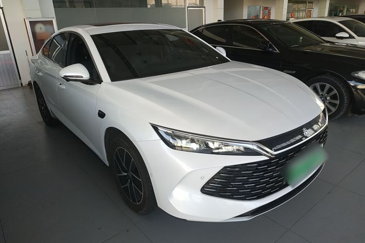 Used BYD Qin L 2025 DM-i Smart Drive 120KM Superior Model
