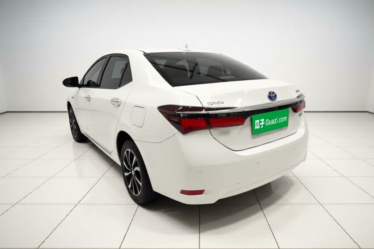 Used Toyota Corolla 2017 Revised Dual-Engine 1.8L E-CVT Elite Edition Exterior 3