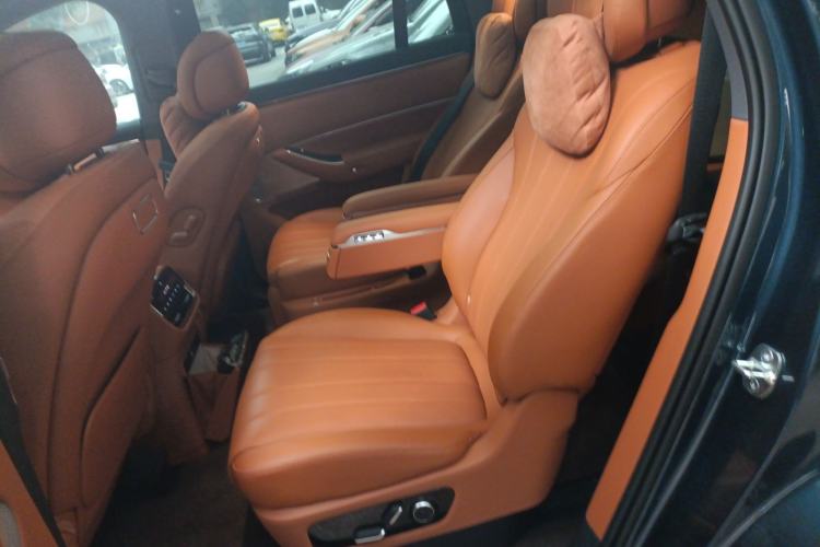 Used Hima AITO M8 2025 Extended-Range Max+ Version 53.4 kWh 6-Seater Edition
