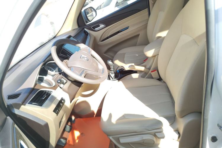 Used Baojun 730 2019 1.5L Manual Value Edition 7 Seats China VI Emission Standard