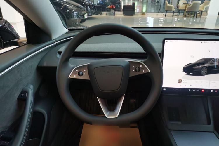 Used Tesla Model 3 2023 Long-Range All-Wheel-Drive Version