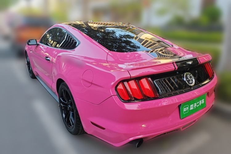 Used Ford Mustang 

