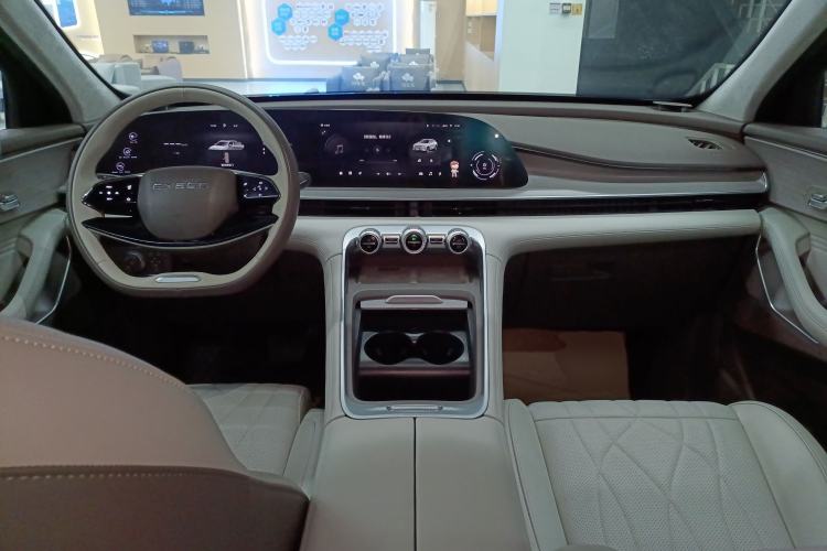 Used EXEED Stellar C-DM 2024 1.5T Long-Range Pro