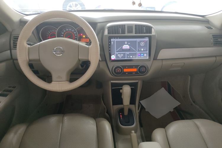 Used Nissan Sylphy 2012 Classic 1.6 XL Automatic Luxury Edition Center Console