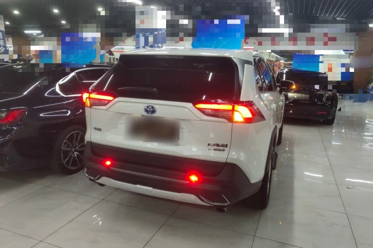 Used Toyota RAV4 2020 Dual-Engine 2.5L E-CVT Two-Wheel Drive Elite Edition