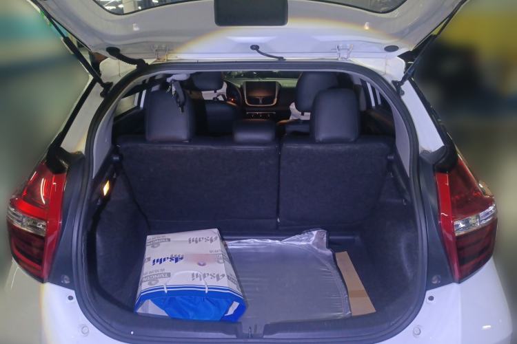 Used Toyota YARiS L Zhi Xuan 2016 Revised 1.5E CVT Charming Edition
