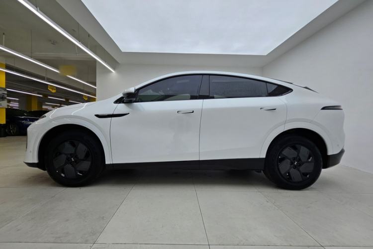 Used XPeng G6 2025 625 Long-Range Max Flagship Edition Exterior 9