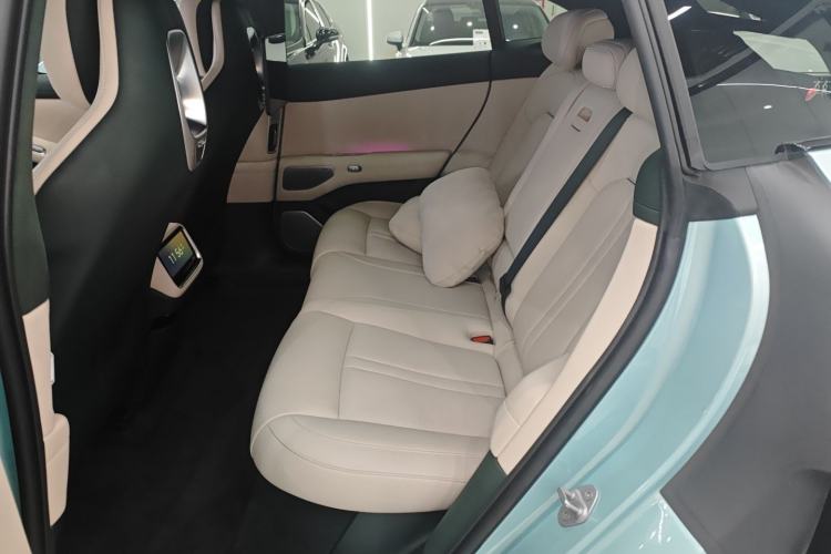 Used Xiaomi Auto YU7 2025 Ultra-Long Range High-Performance All-Wheel-Drive Max Edition