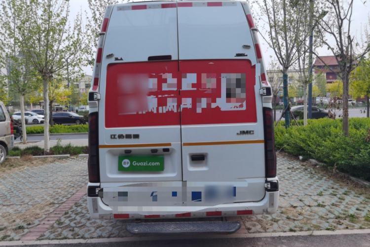 Used JMC Fushun 2023 2.0T Automatic Long-Wheelbase High-Roof Commercial Van—2/3 Seats Rear