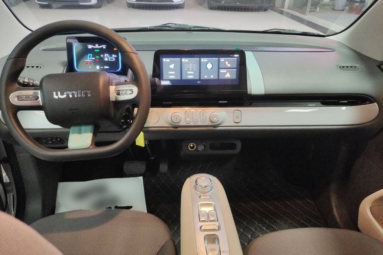 Used CHANGAN NEVO Lumin 2025 205 km Xiangqin Version Center Console
