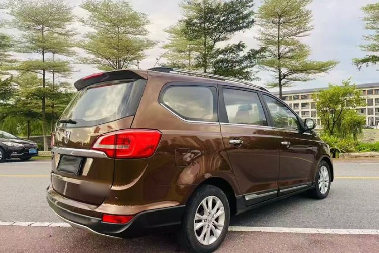 Used Baojun 730 2016 1.5T Manual Comfort Version 7 Seats