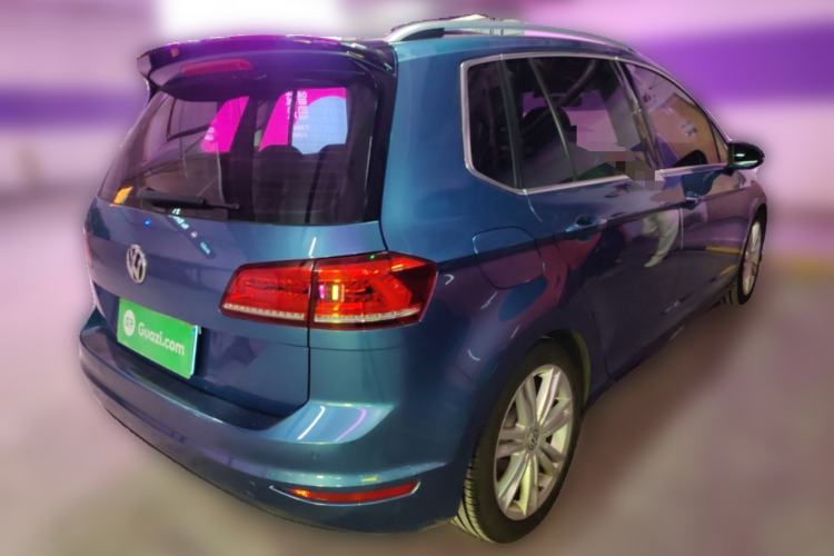 Used Volkswagen Golf Sportsvan 2016 230TSI Automatic Luxury Version Rear Right 45 Deg