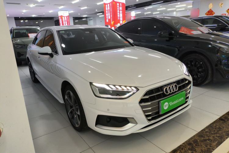 Used Audi A4L 2020 40 TFSI Fashionable and Elegant Model
