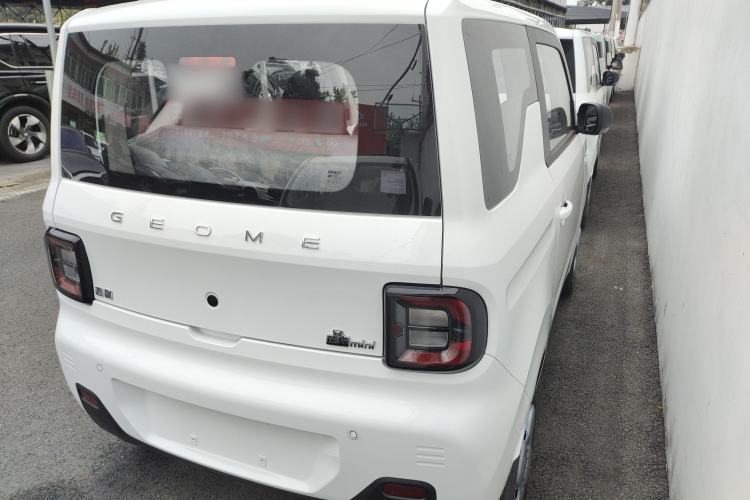 Used Geely Galaxy Panda 2024 Panda Mini 200km Endurance Bear