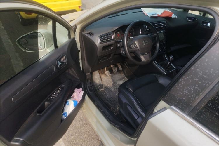 Used Citroen C4 Sega 2016 1.6L Manual Luxury Model Driver Seat