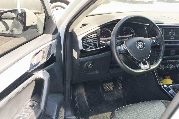 Used Volkswagen Tayron 2019 330TSI Two-Wheel Drive Luxury Model China VI Standard
