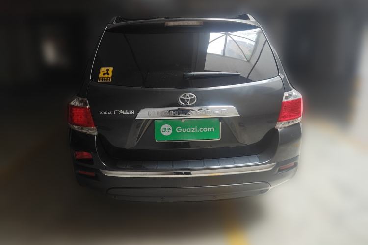 Used Toyota Highlander 2012 2.7L Two-Wheel Drive 7-Seater Luxury Edition
