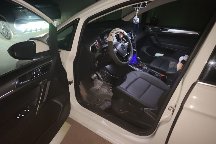 Used Volkswagen Golf Sportsvan 2019 280TSI Automatic Trendy Model China VI Standard
