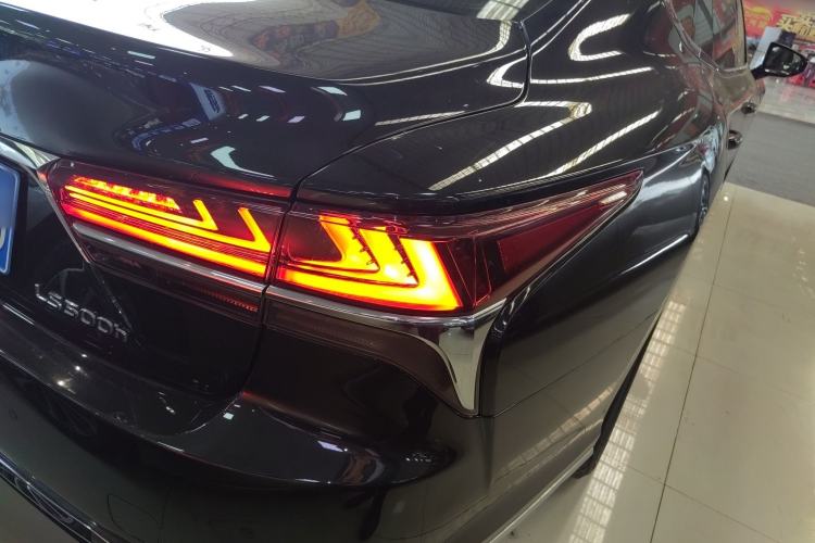 Used Lexus LS 2020 500h Excellence Edition China VI standard
