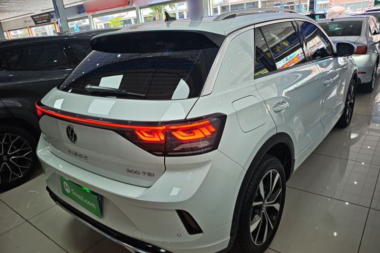 Used Volkswagen T-ROC 2023 300TSI DSG Two-Wheel-Drive Chen Guang Edition
