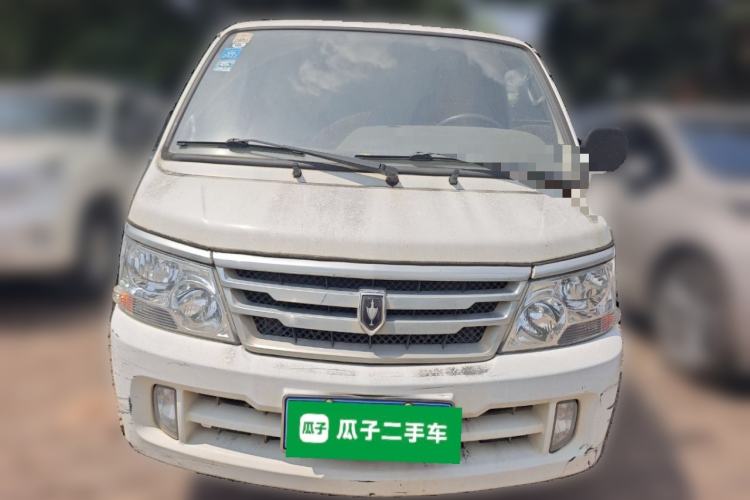Used Jinbei Hiace 2018 2.0L Fifth-Generation Box Truck Standard Roof 2 Seats 4G21C