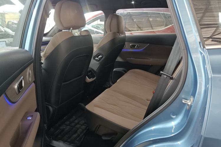 Used Chery Tiggo 8 PLUS C-DM 2025 1.5T 116 km Prestige Version 5 Seats Left Rear Seat