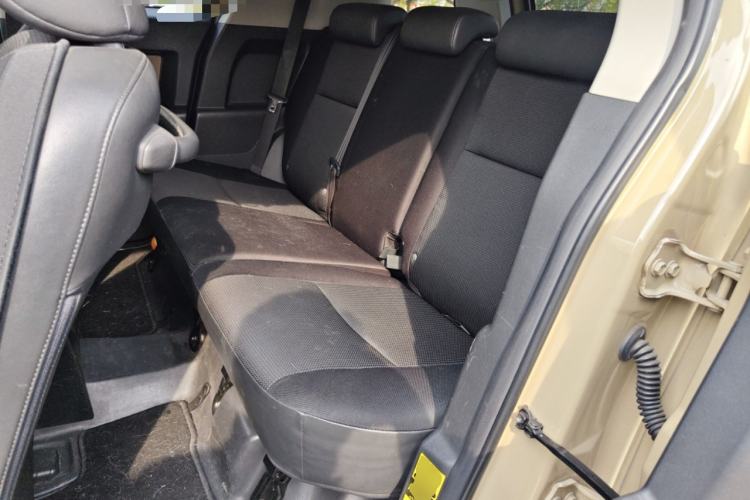 Used Toyota FJ Cruiser 2011 4.0L