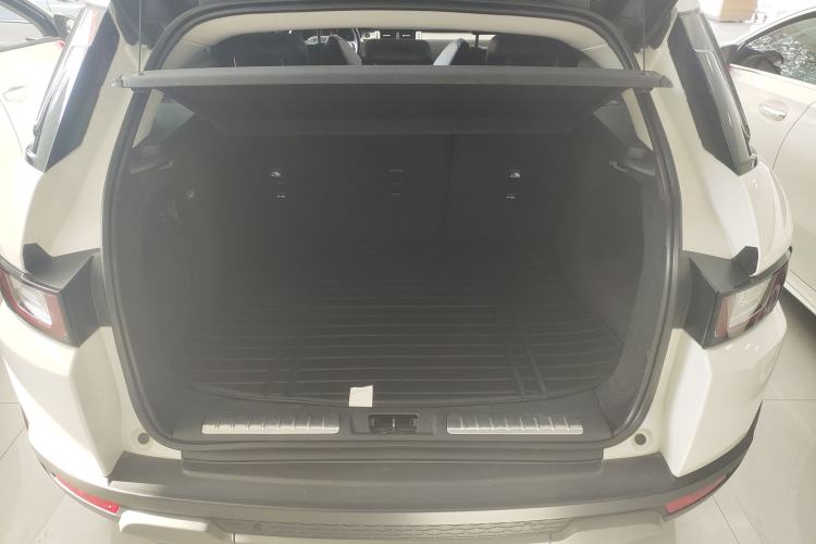 Used Land Rover Range Rover Evoque 2018 240 PS SE Smart Brilliance Edition
