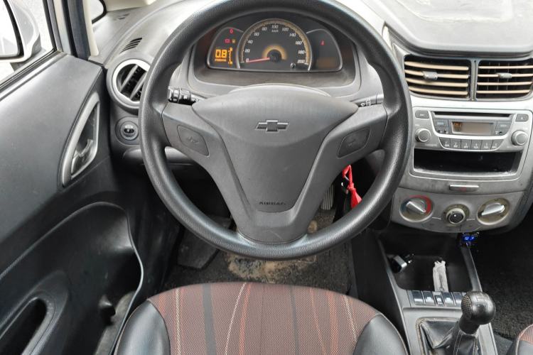 Used Chevrolet Sail 2013 Sedan 1.4L Manual - Youyi Happiness Edition Steering Wheel