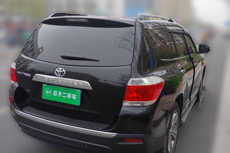 Used Toyota Highlander 2012 2.7L Two-Wheel Drive 7-Seater Luxury Edition Rear Right 45 Deg