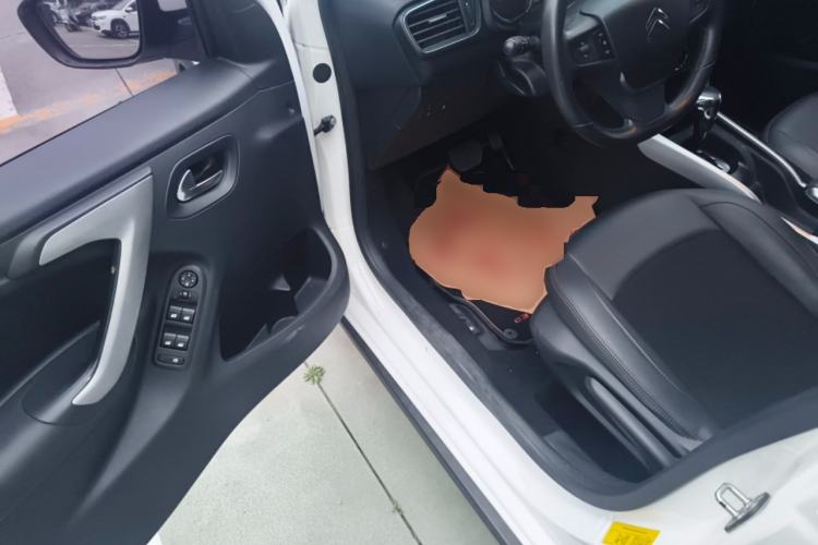 Used Citroen C3-XR 2015 1.6L Automatic Pioneer Model Driver Seat