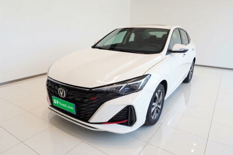 Used CHANGAN Eado 2025 PLUS 1.4T Dual-Clutch High-Energy Version Front Left 45 Deg