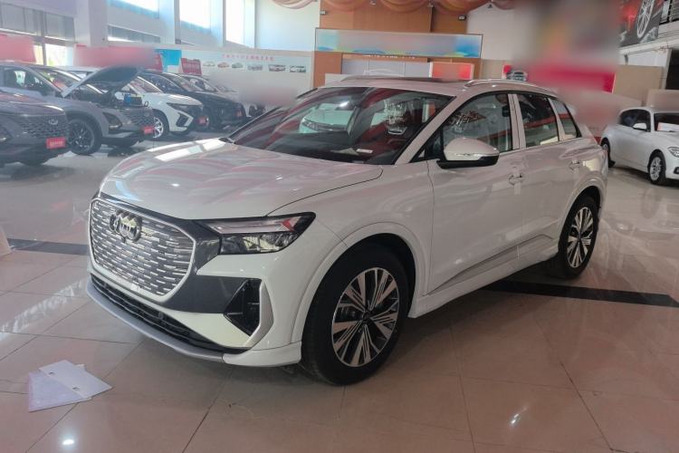 Used Audi Q4 e-tron 2024 40 e-tron Adventure Edition Exterior 6