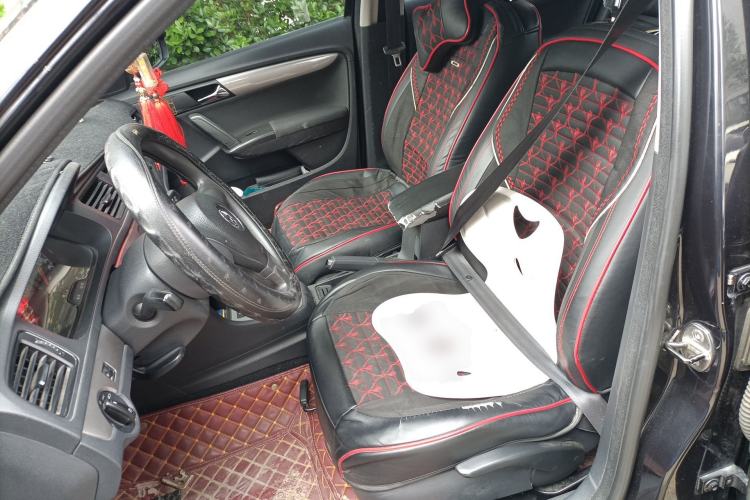 Used Volkswagen Lavida 2013 Revised Classic 1.6L Automatic Fashion Edition
