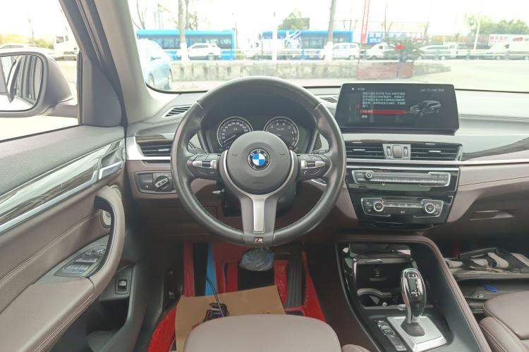 Used BMW X1 2022 xDrive25Li Luxury Model
