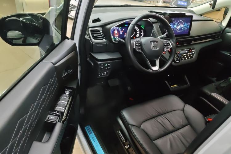 Used Honda Elysion 2024 2.0L eHEV Luxury Edition