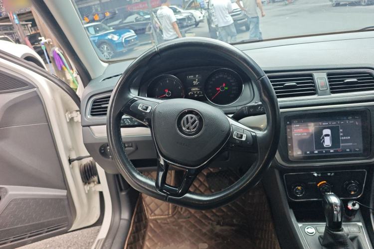 Used Volkswagen Lavida 2017 230TSI DSG Comfort Edition
